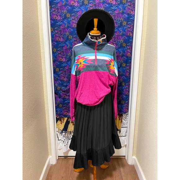 🌈 Beautiful bohemian mock zipper sweater - Picture 9 of 11